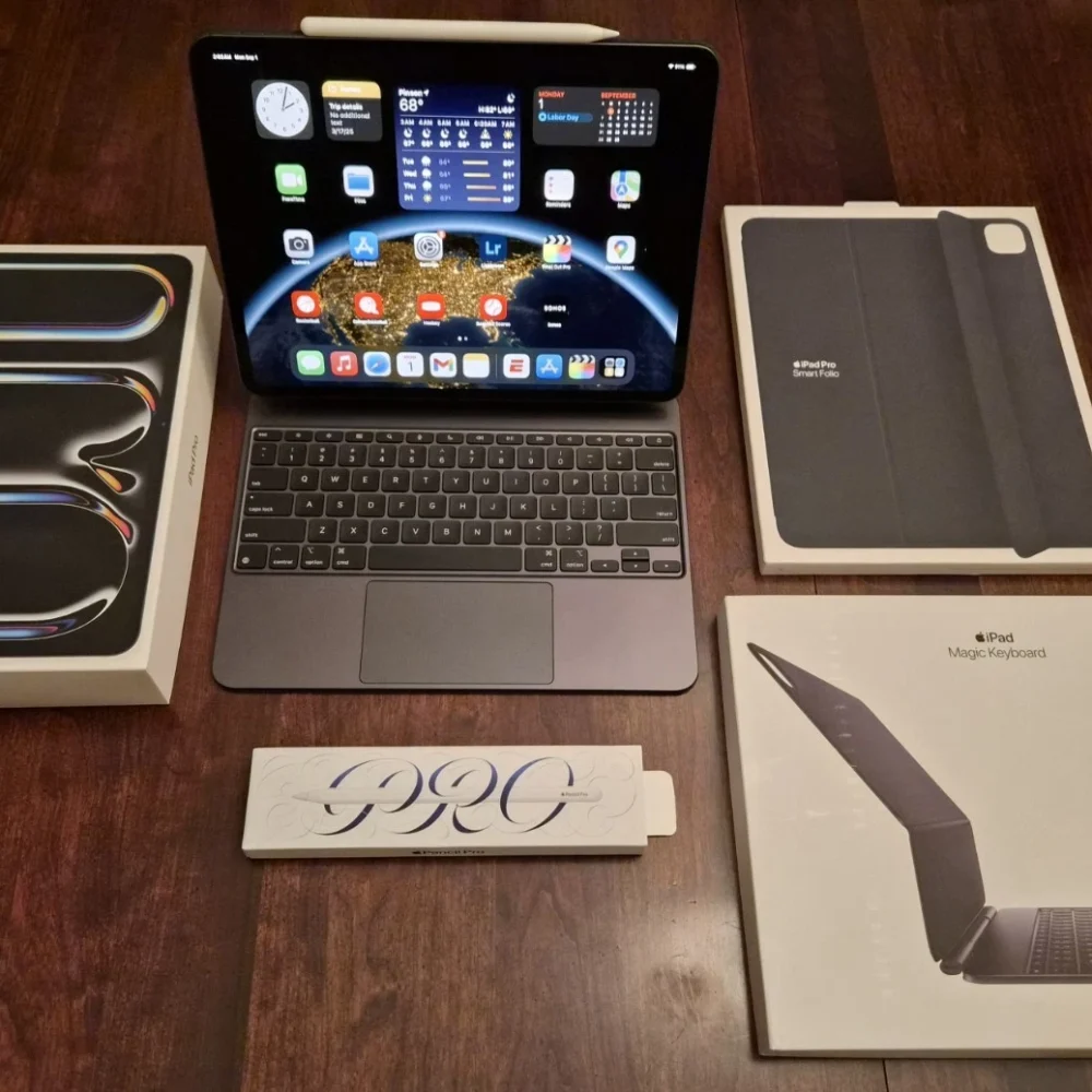 2024 Apple iPad Pro 13-inch Wi-Fi + Cellular 1TB Standard Glass- Space Black