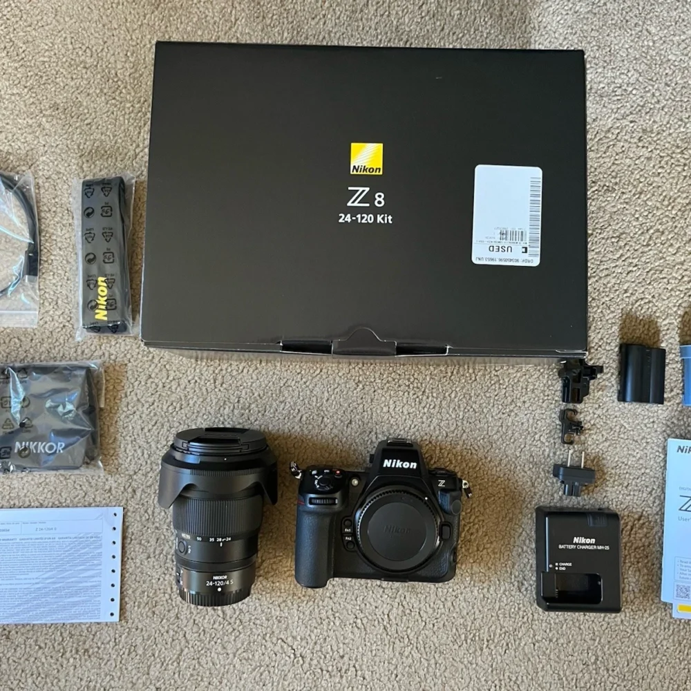 Nikon Z8 with Full-Frame Mirrorless Camera W Nikon NIKKOR Z 24-120mm f/4 S Lens (Nikon Z)