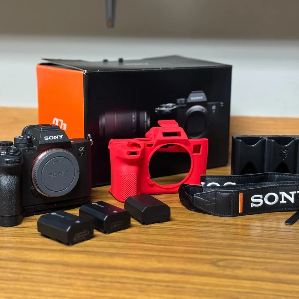 Sony Alpha a7 IV 33MP Mirrorless Camera Body – Excellent Condition