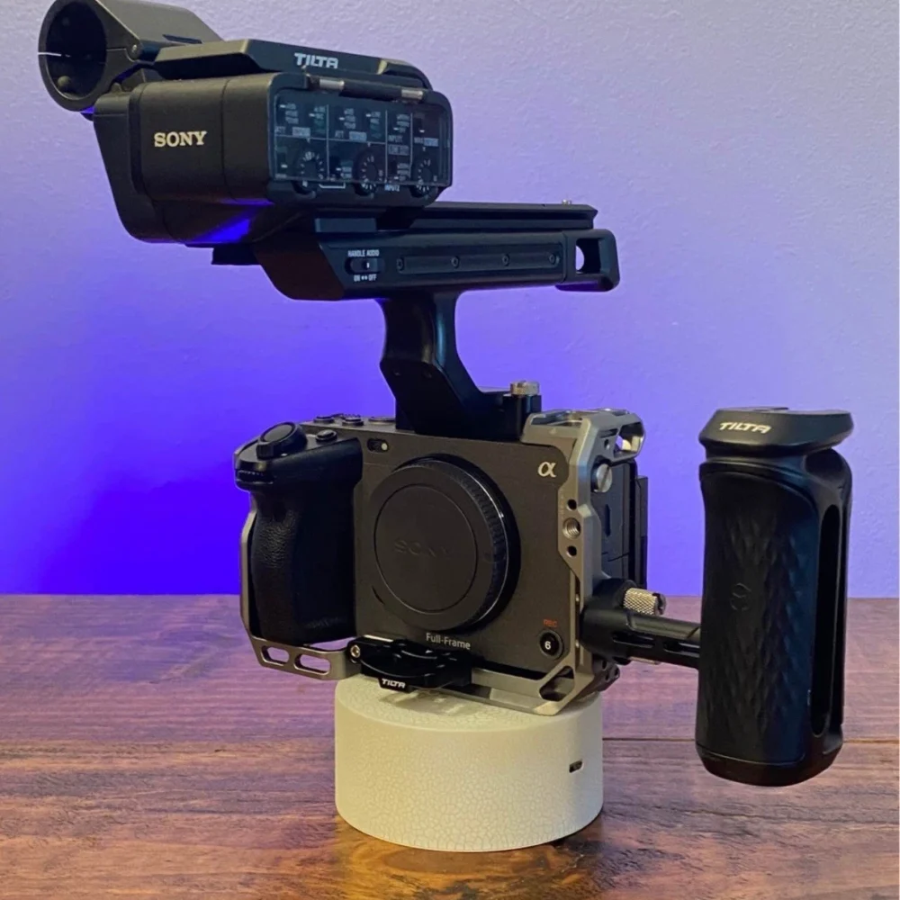 Sony FX3 Camera w/ Tilta Cage, DJI Gimbal, Battery & Charger + Retail Box